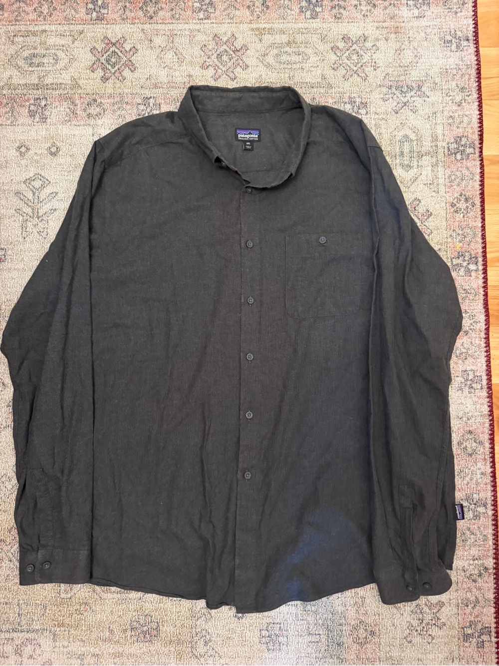 Patagonia Men's Casual Long-Sleeve Button-Down Shirt — Black